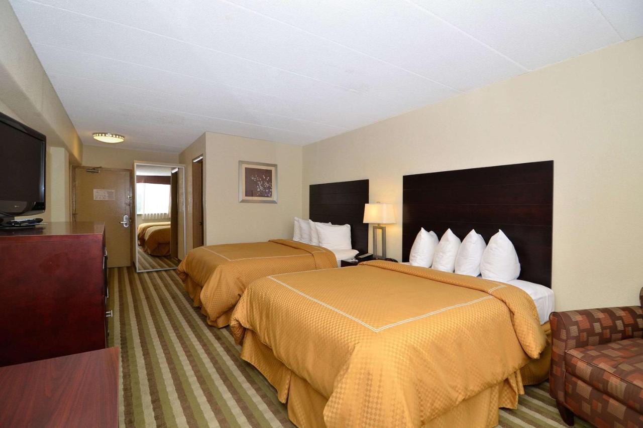 Comfort Inn & Suites New York Avenue Вашингтон Экстерьер фото