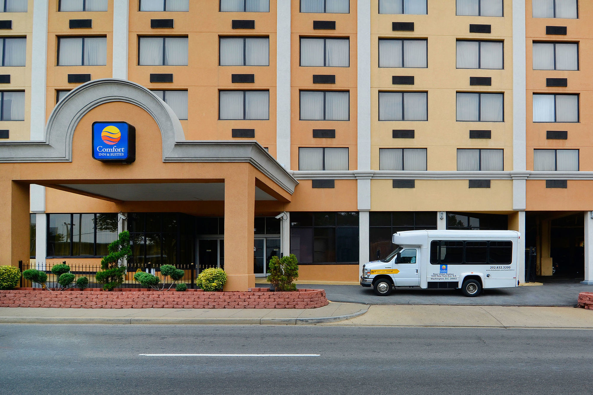 La Quinta Inn & Suites By La Quinta Inn & Suites By Wyndham Washington Dc Noma Экстерьер фото